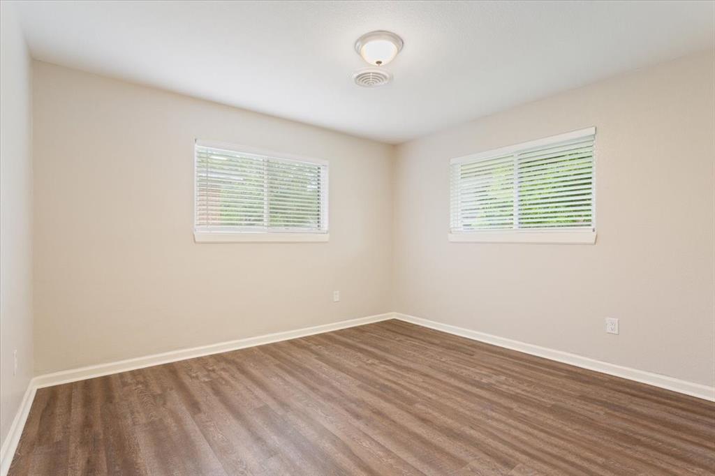 2025 Lenamon Street Waco, TX 76710 - Photo 15 of 24