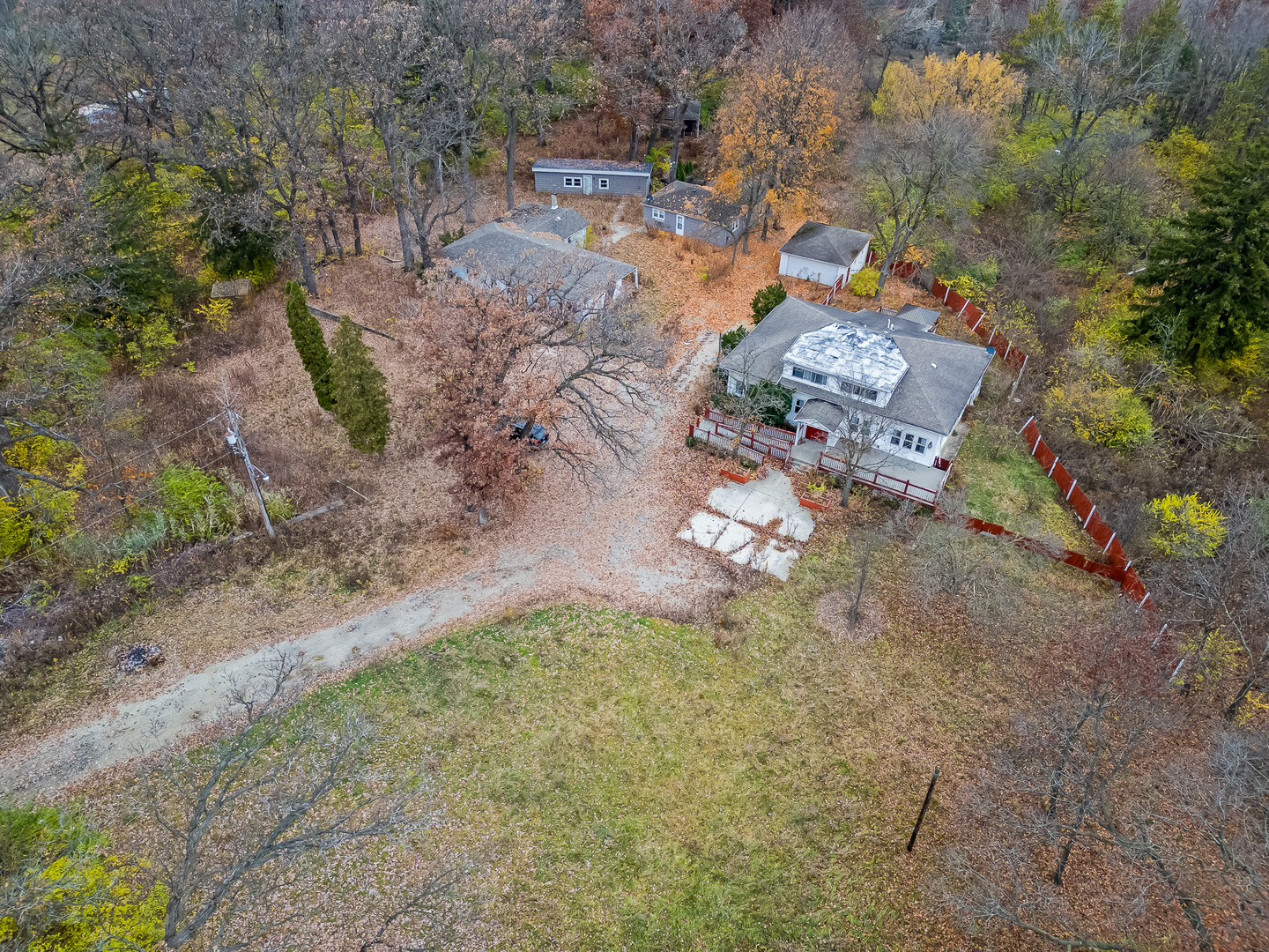 13740 Archer Avenue Lemont, IL 60439 - Photo 14 of 30 a backyard of a house with lots of green space