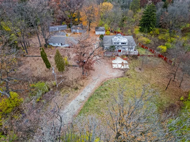 a picture of city view