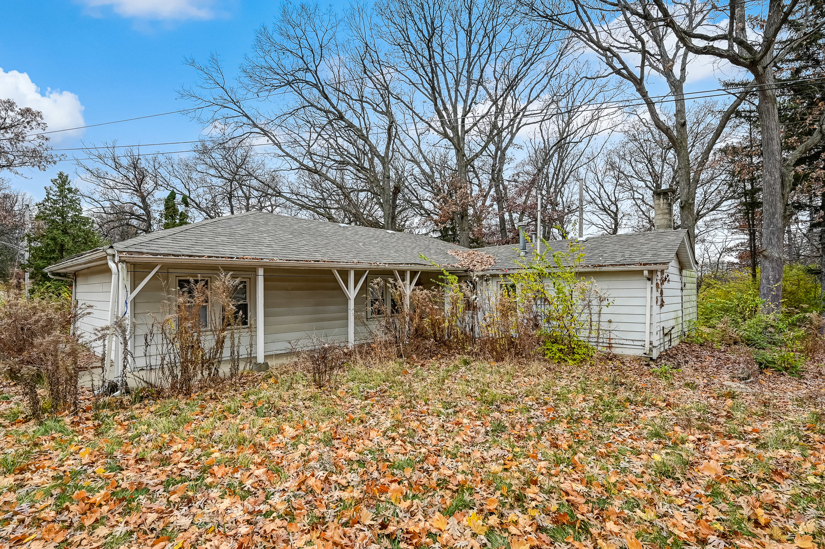 13740 Archer Avenue Lemont, IL 60439 - Photo 6 of 30 front view of house with a dry yard