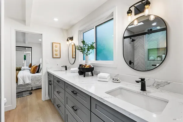 $939,000 | 723 Redwood Road, San Anselmo, CA 94960