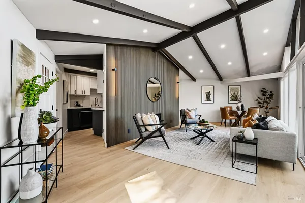 $939,000 | 723 Redwood Road, San Anselmo, CA 94960