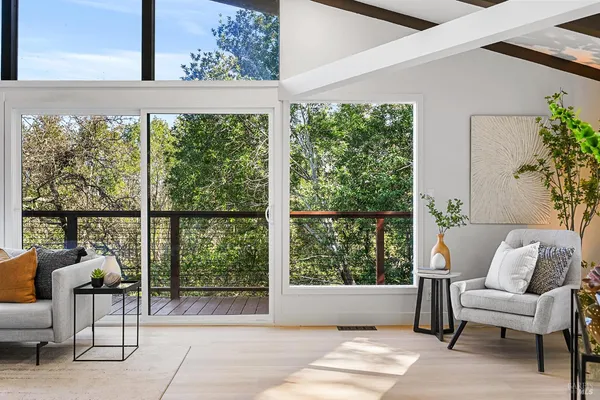 $939,000 | 723 Redwood Road, San Anselmo, CA 94960