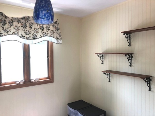 15 Primrose Road Billerica, MA 01821 - Photo 20 of 26 a bathroom with a bathtub and shower