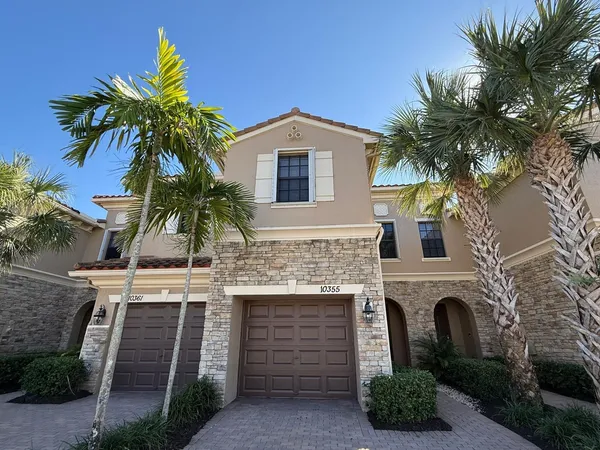 $515,000 | 10355 Wellington Parc Drive, Wellington, FL 33449