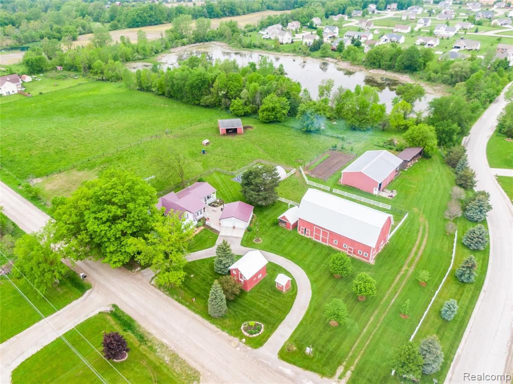 4308 Cook Road Swartz Creek, MI 48473 - Photo 6 of 44