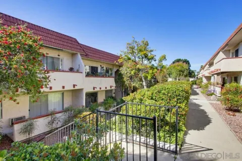 $333,000 | 8661 Lake Murray Boulevard, Unit 18, San Diego, CA 92119