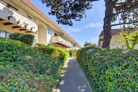 $333,000 | 8661 Lake Murray Boulevard, Unit 18, San Diego, CA 92119