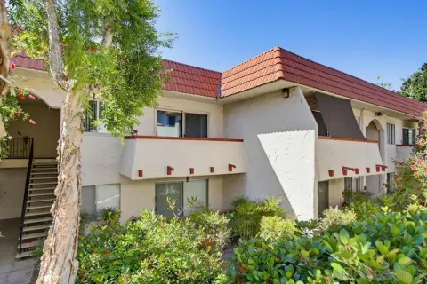 $333,000 | 8661 Lake Murray Boulevard, Unit 18, San Diego, CA 92119
