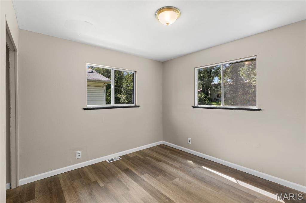 10417 Count Drive St. Louis, MO 63136 - Photo 12 of 19