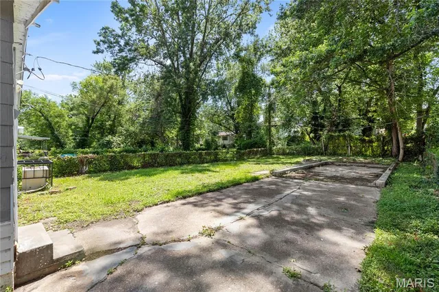 $1,150 | 10417 Count Drive, St. Louis, MO 63136