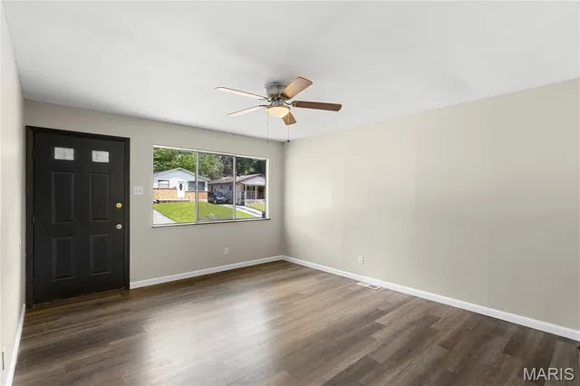 $1,150 | 10417 Count Drive, St. Louis, MO 63136