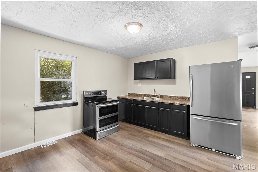 10417 Count Drive St. Louis, MO 63136 - Photo 6 of 19