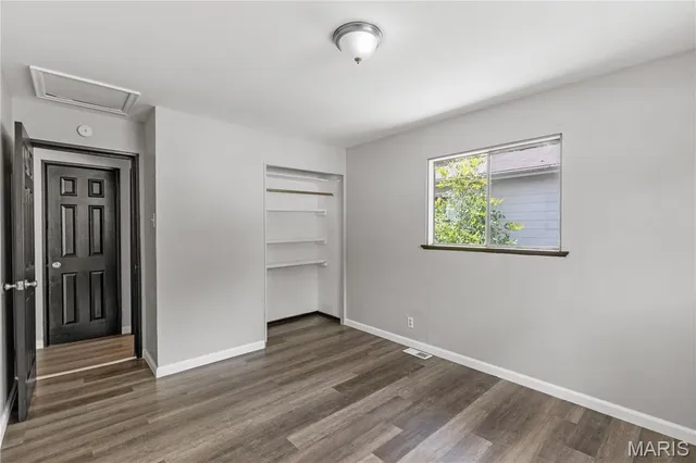 $1,150 | 10417 Count Drive, St. Louis, MO 63136