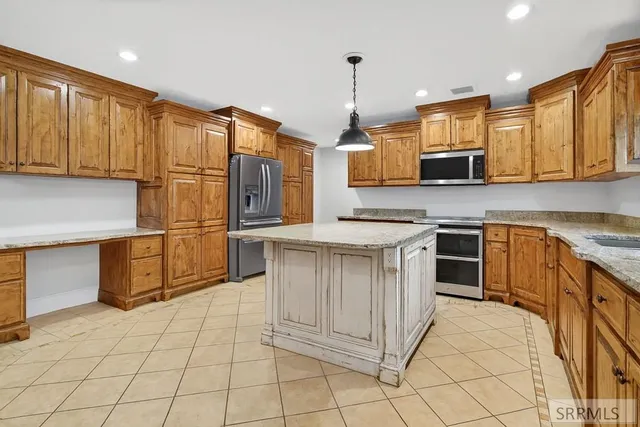 $670,000 | 3703 337 North, Rigby, ID 83442