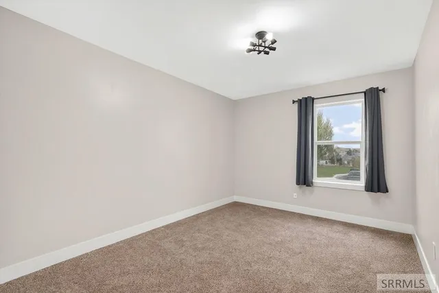 $670,000 | 3703 337 North, Rigby, ID 83442