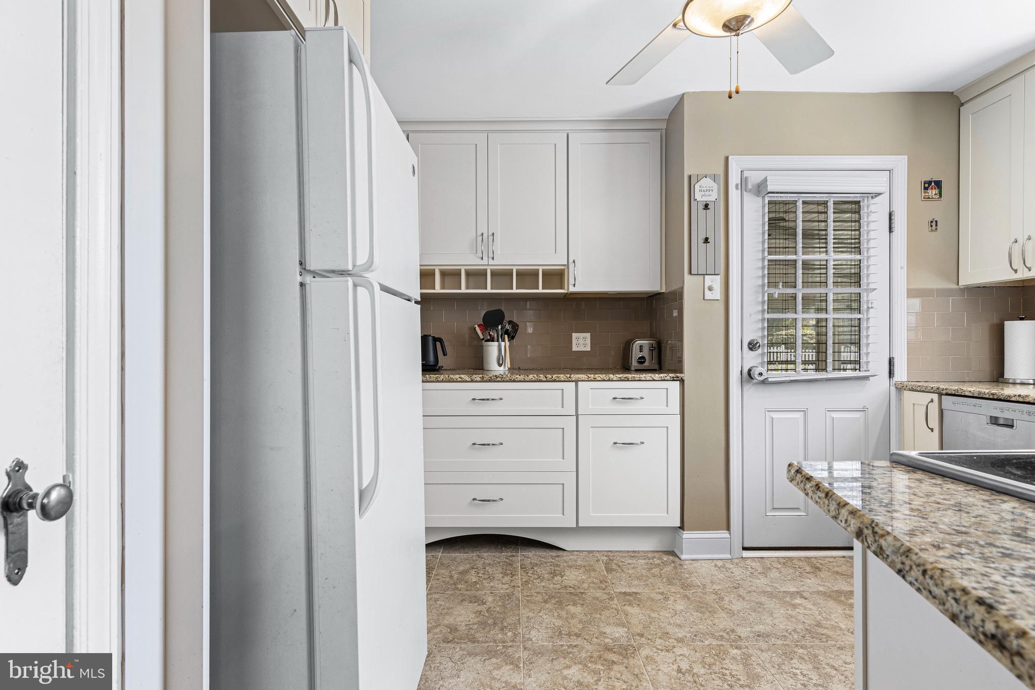 5040 Smithfield Road Drexel Hill, PA 19026 - Photo 11 of 49