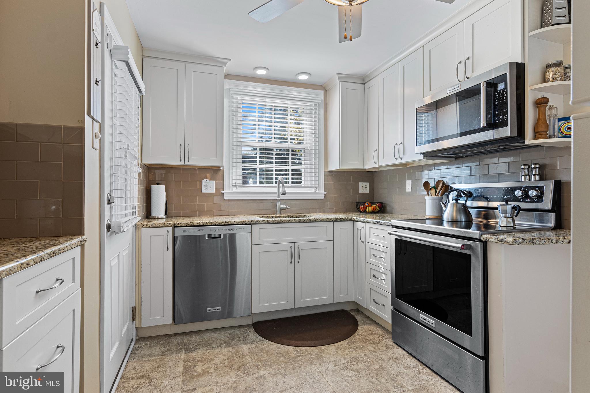 5040 Smithfield Road Drexel Hill, PA 19026 - Photo 8 of 49