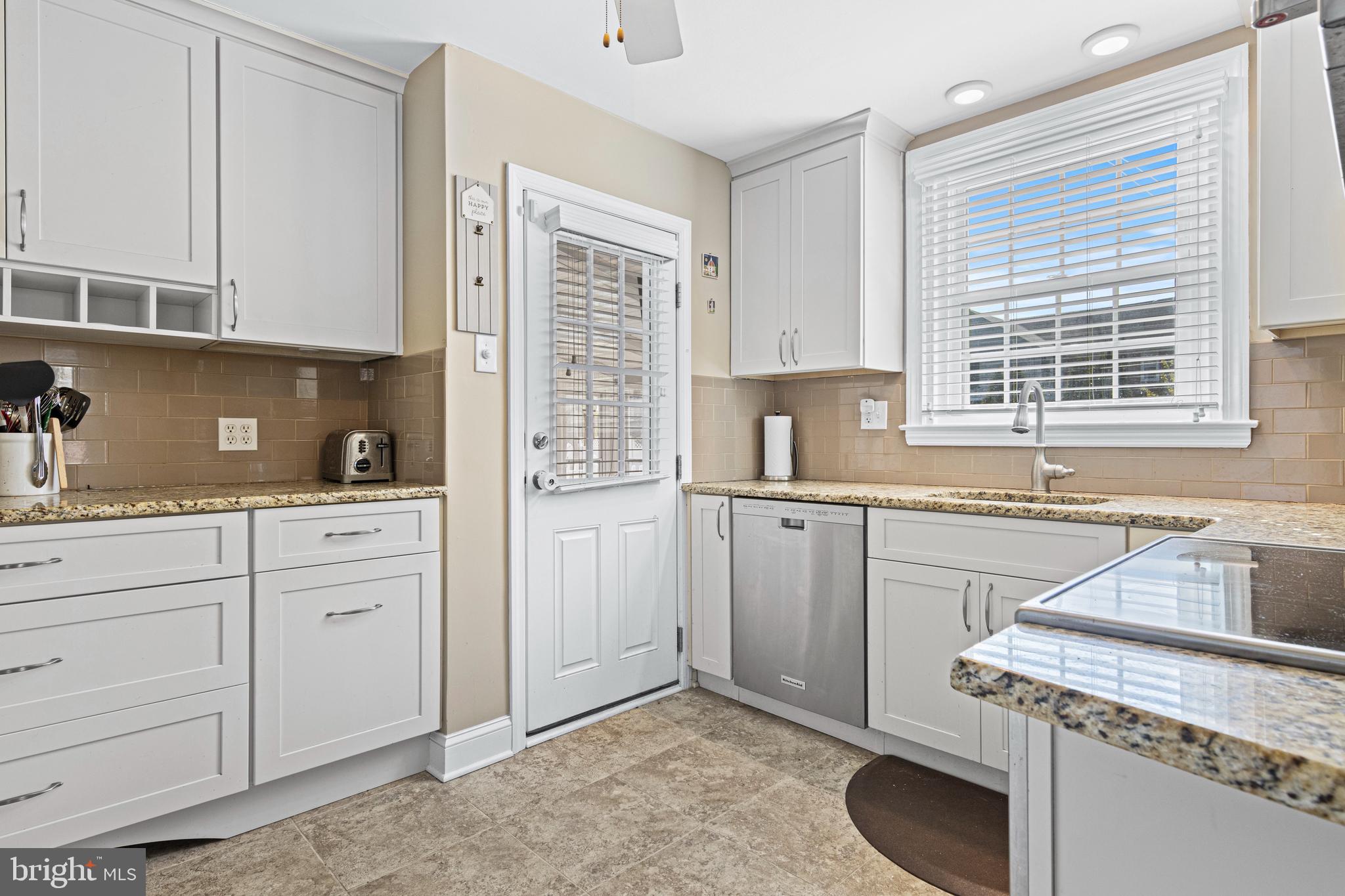 5040 Smithfield Road Drexel Hill, PA 19026 - Photo 10 of 49