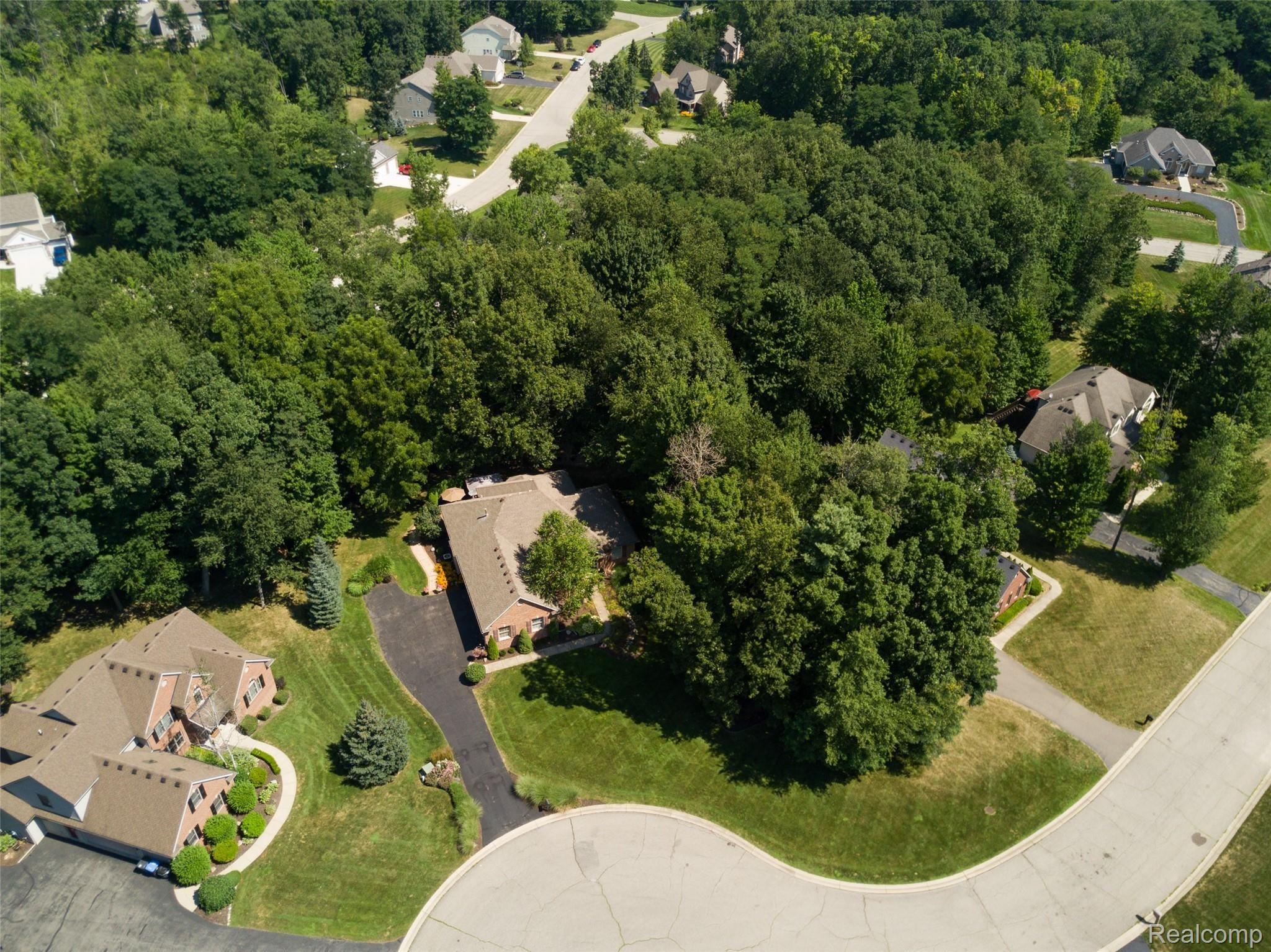 3100 Ridley Way Howell, MI 48843 - Photo 55 of 55 Drone 2.jpg