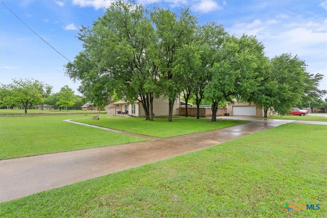 1406 Golf Course Road Gatesville, TX 76528 - Photo 3 of 41