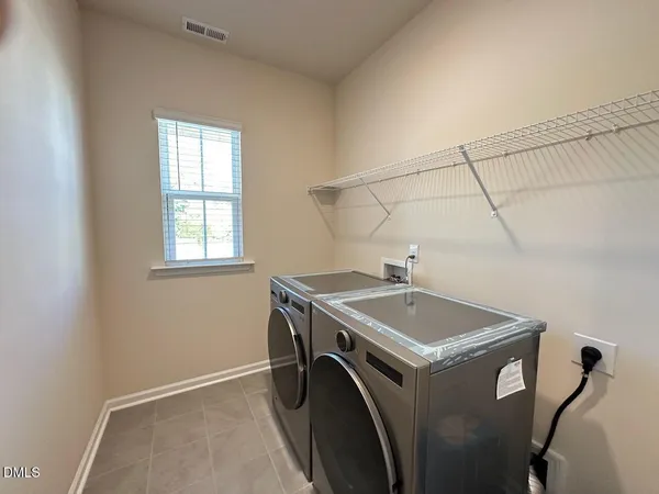 $2,300 | 5725 Agrinio Way, Raleigh, NC 27603
