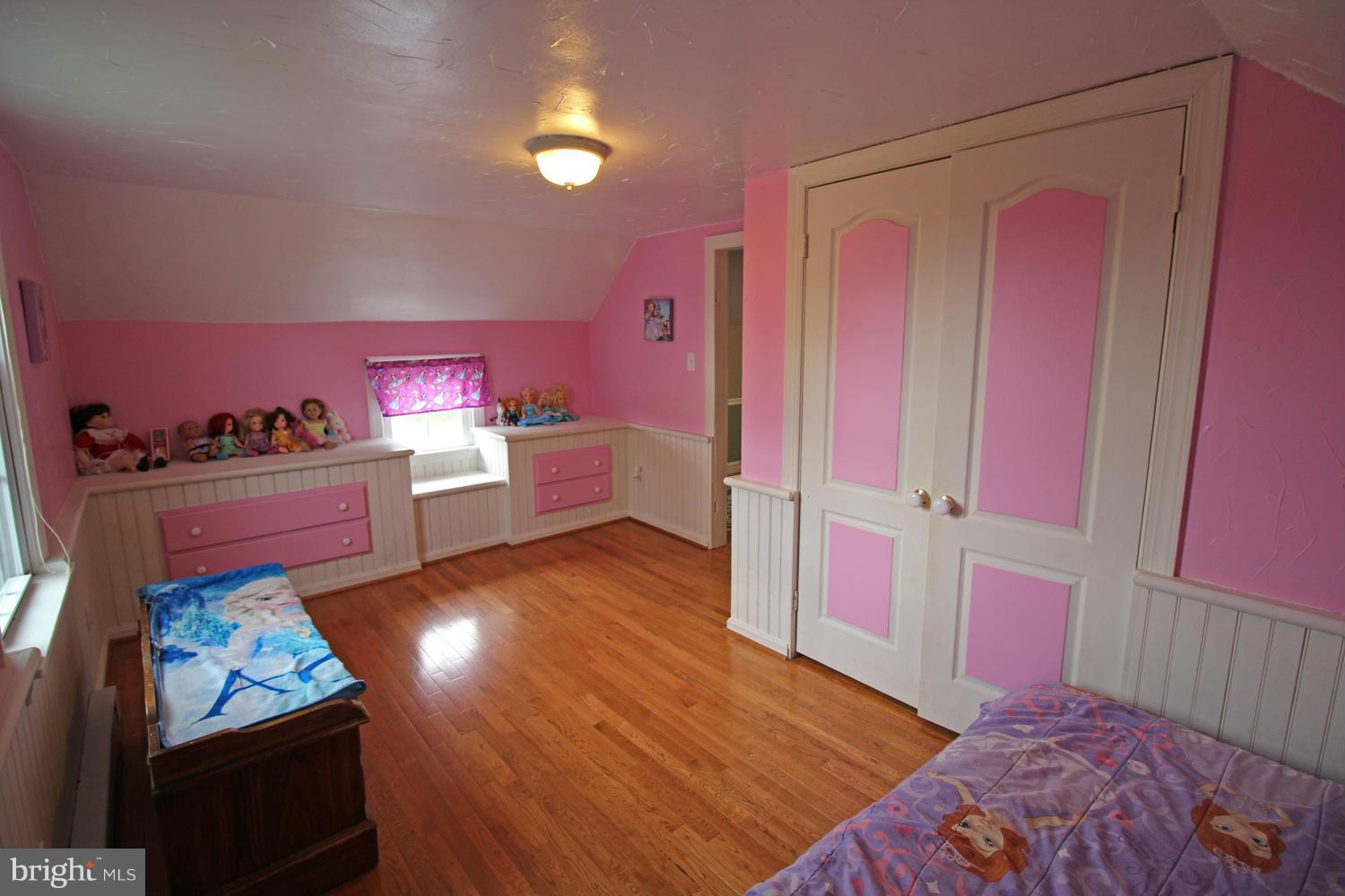 17319 Spielman Road Fairplay, MD 21733 - Photo 17 of 22 Bedroom
