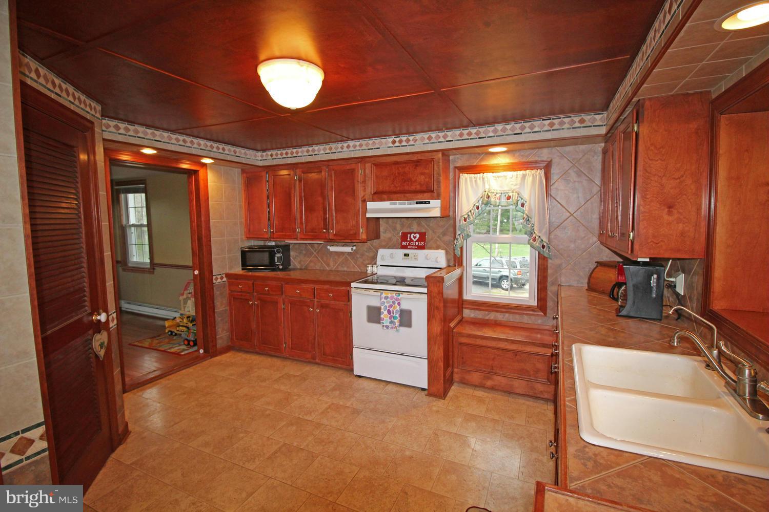 17319 Spielman Road Fairplay, MD 21733 - Photo 7 of 22 Kitchen