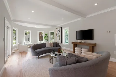 $2,099,000 | 480 West Street, Reading, MA 01867