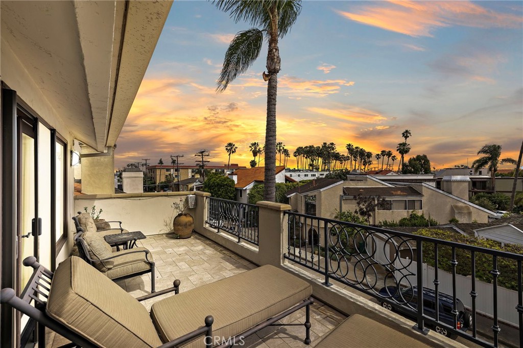 159 Angelo Walk Long Beach, CA 90803 - Photo 24 of 36