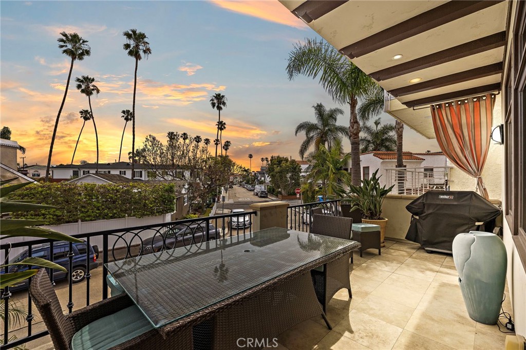 159 Angelo Walk Long Beach, CA 90803 - Photo 32 of 36