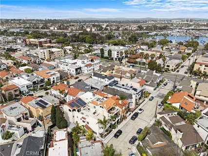 $2,999,000 | 159 Angelo Walk, Long Beach, CA 90803