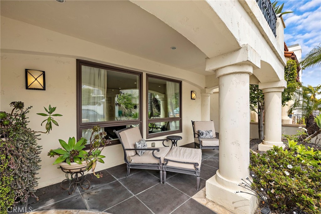 159 Angelo Walk Long Beach, CA 90803 - Photo 4 of 36