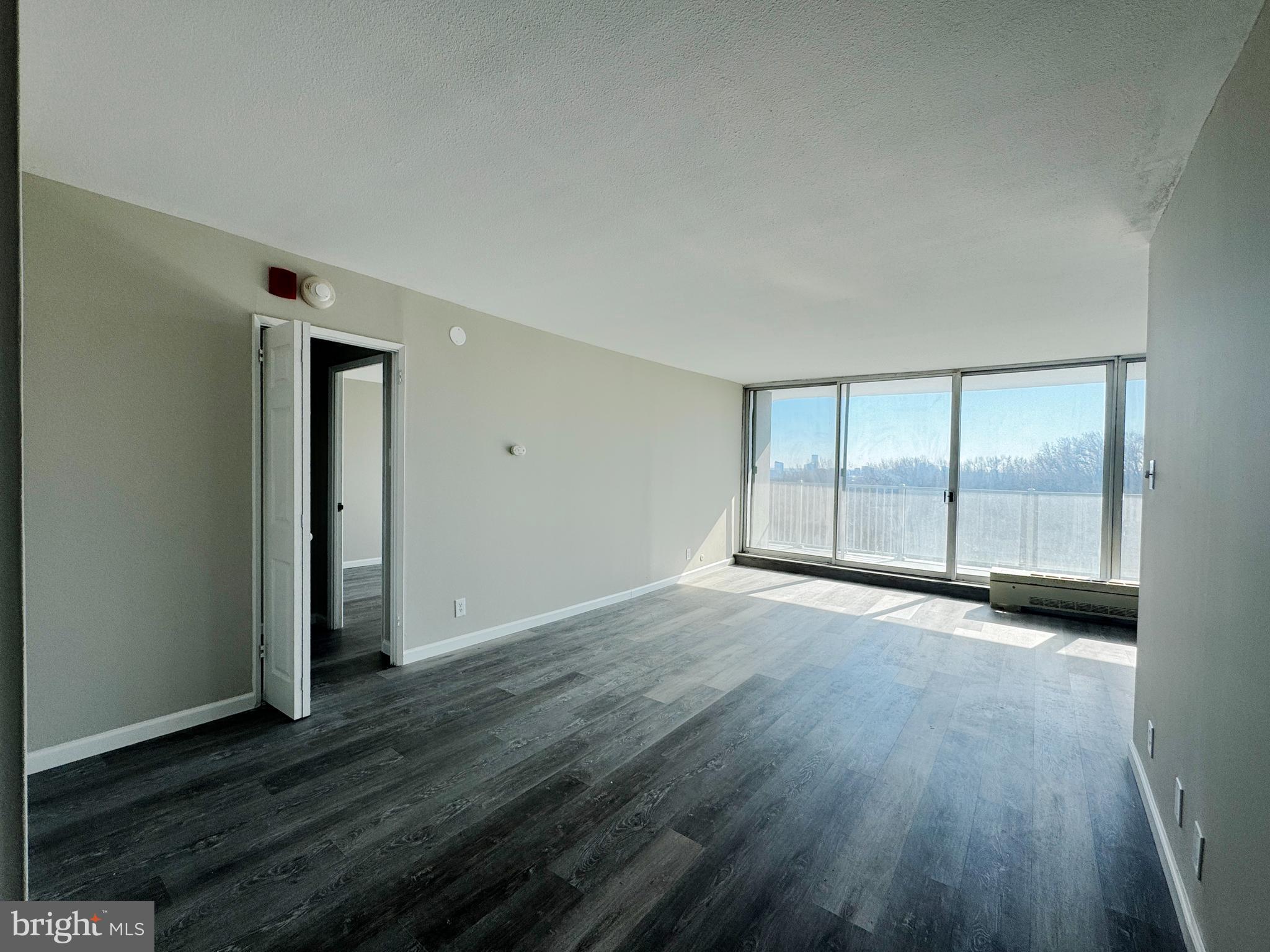 3900 West Ford Road, Unit 14L Philadelphia, PA 19131 - Photo 4 of 23