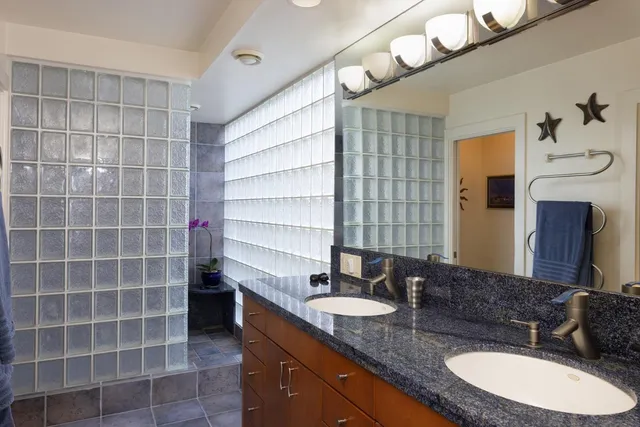 a picture of a table with chairs in front of it