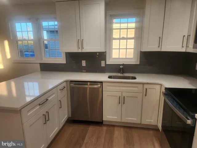 $374,900 | 47 Strawberry Lane, Levittown, PA 19055