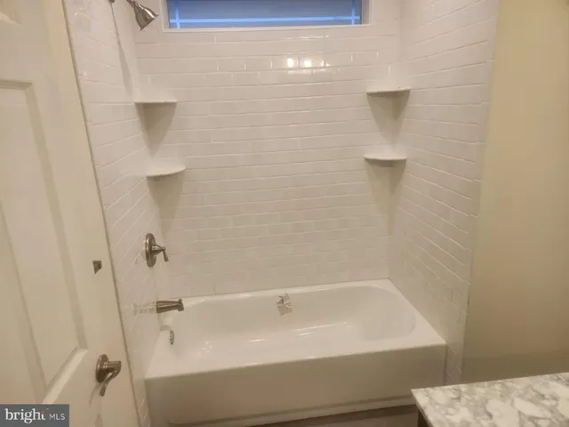 $374,900 | 47 Strawberry Lane, Levittown, PA 19055