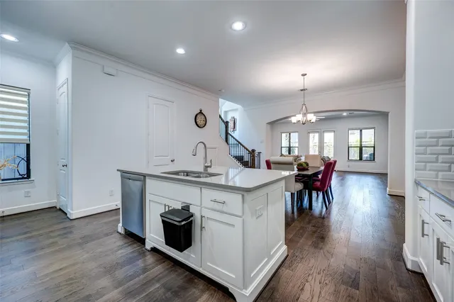 $4,200 | 1208 Peden Street, Houston, TX 77006