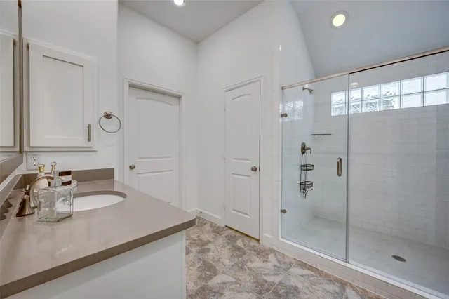 $4,200 | 1208 Peden Street, Houston, TX 77006