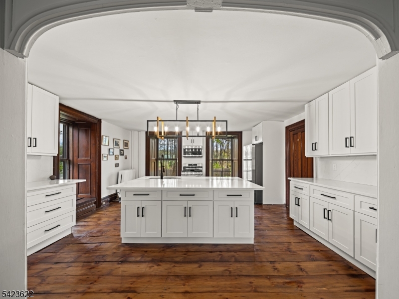 23 East Mill Road Long Valley, NJ 07853 - Photo 13 of 49