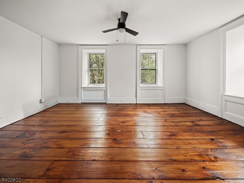 23 East Mill Road Long Valley, NJ 07853 - Photo 24 of 49