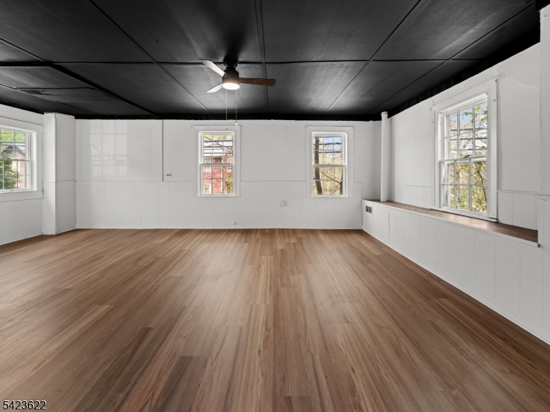 23 East Mill Road Long Valley, NJ 07853 - Photo 37 of 49