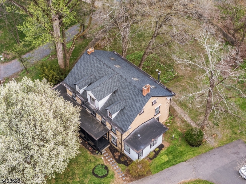 23 East Mill Road Long Valley, NJ 07853 - Photo 4 of 49