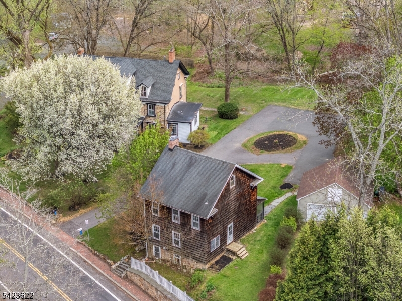 23 East Mill Road Long Valley, NJ 07853 - Photo 5 of 49