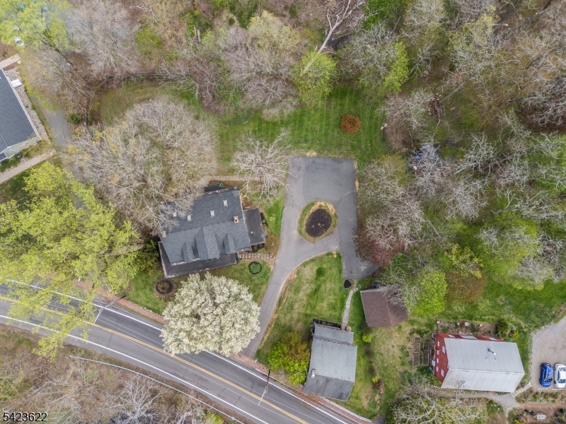 23 East Mill Road Long Valley, NJ 07853 - Photo 6 of 49