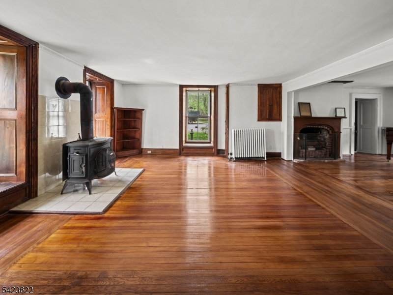 23 East Mill Road Long Valley, NJ 07853 - Photo 9 of 49