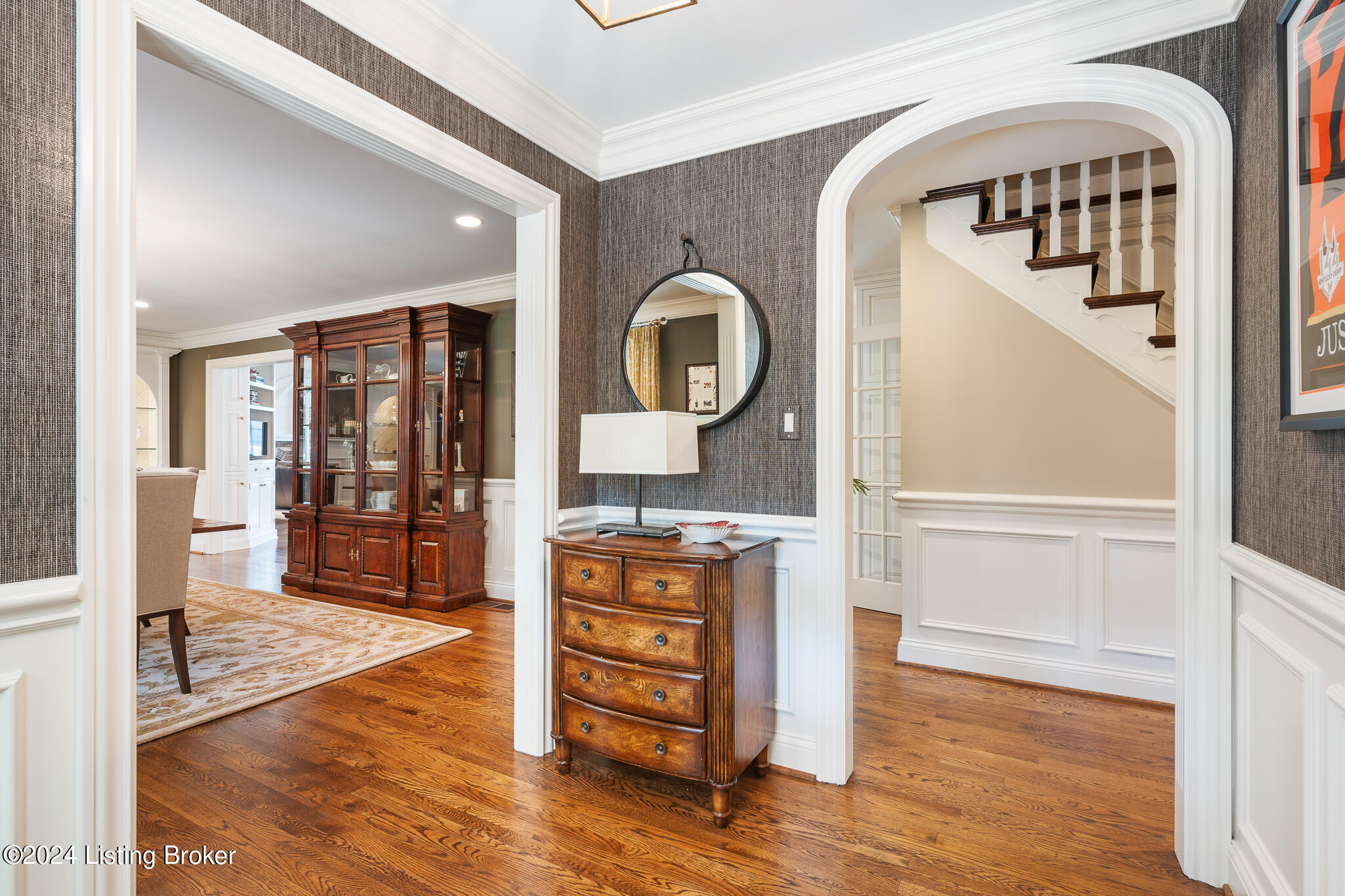 219 Smithfields Road Louisville, KY 40207 - Photo 5 of 58 219 Smithfields Rd-12