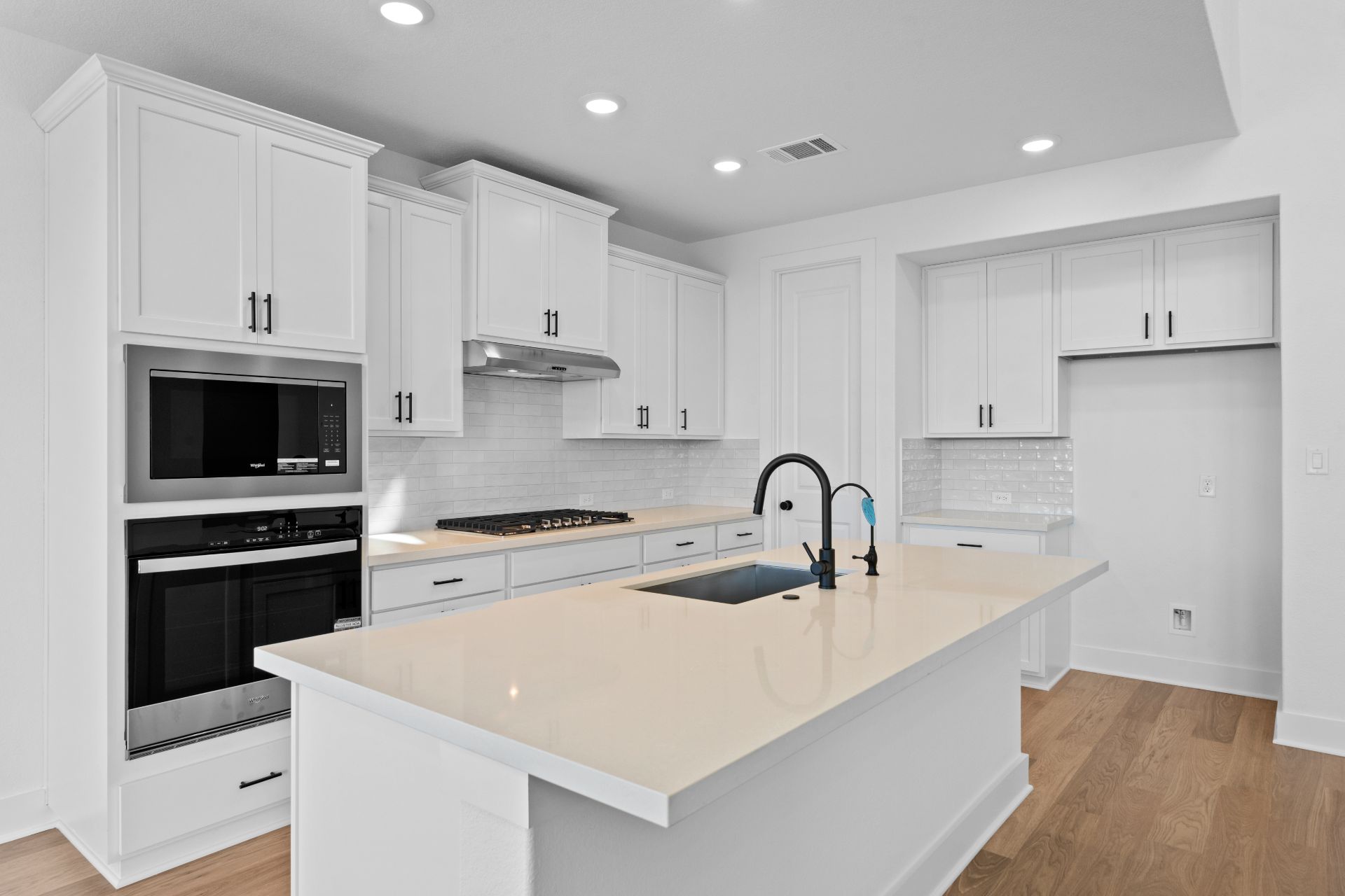 17337 Graces Path Pflugerville, TX 78660 - Photo 7 of 36 Center Island in Kitchen