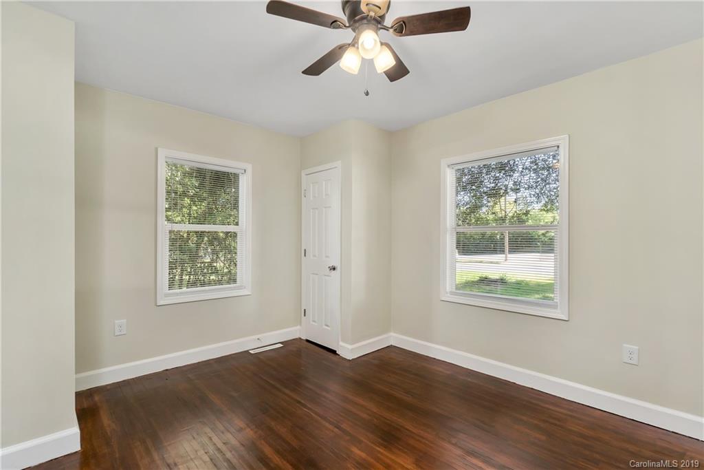 2633 Ashley Road Charlotte, NC 28208 - Photo 22 of 42 Gallery Image 22