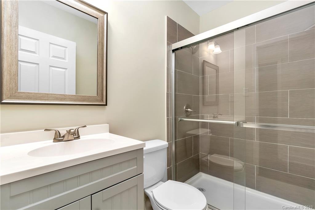 2633 Ashley Road Charlotte, NC 28208 - Photo 23 of 42 Gallery Image 23